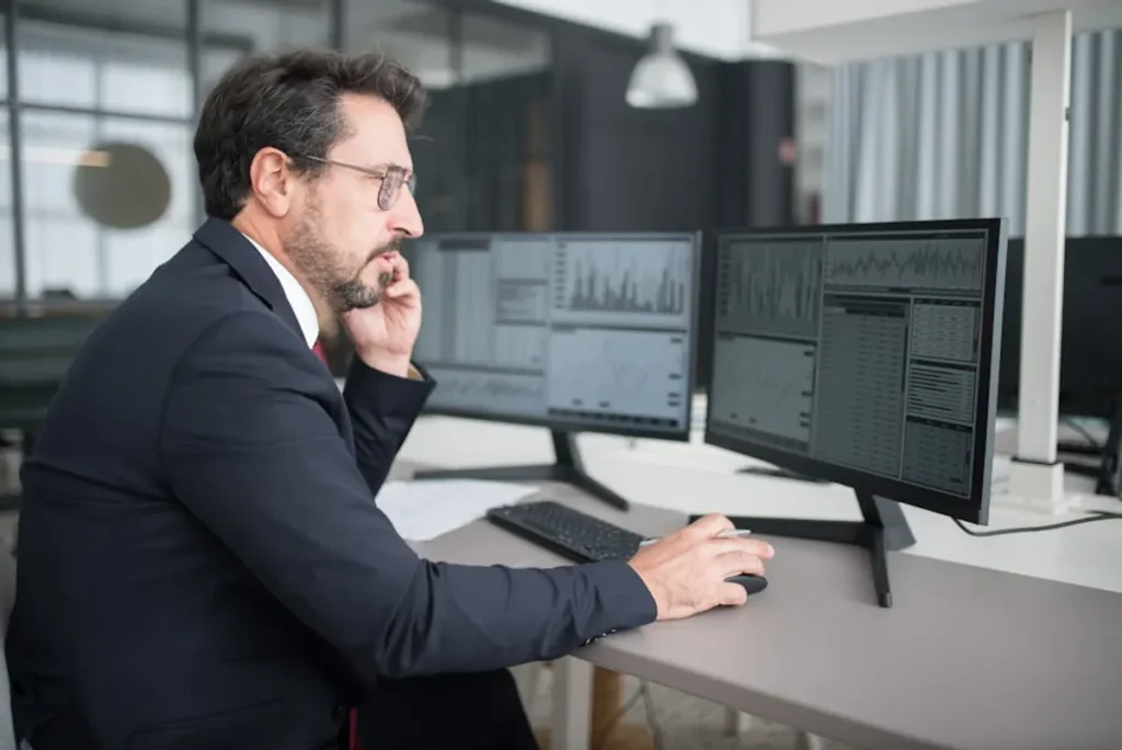 How to Monitor Competitors During SERP Volatility