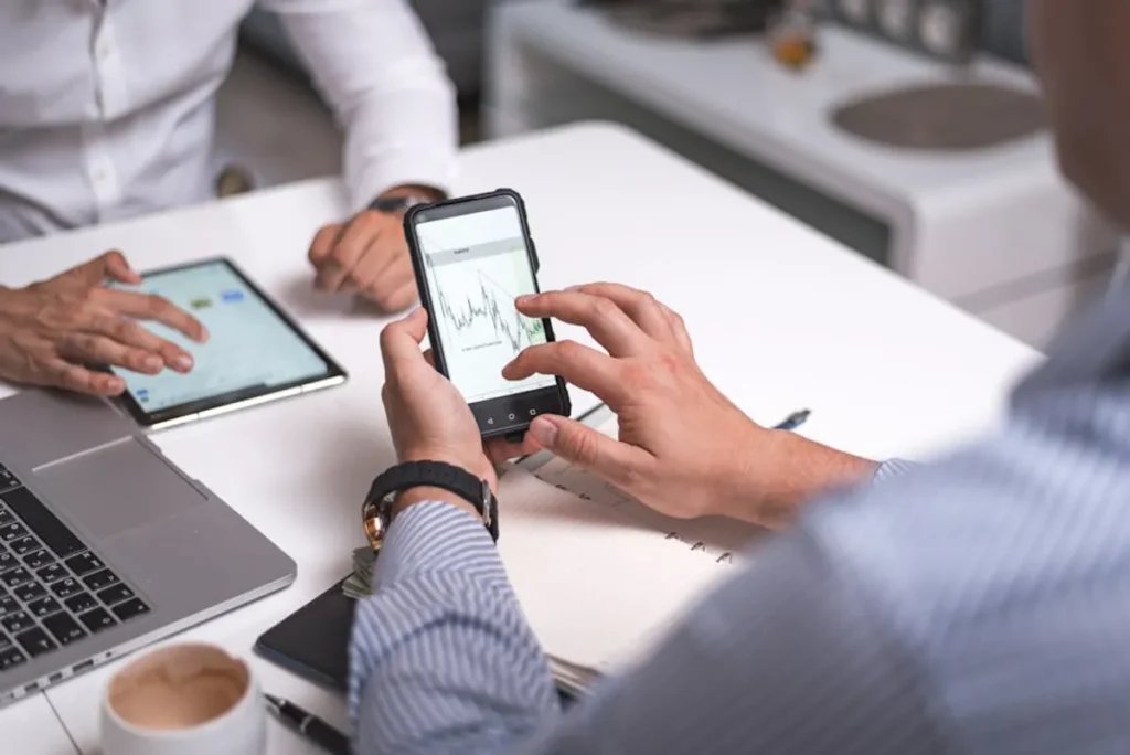 How to Track Mobile SERPs